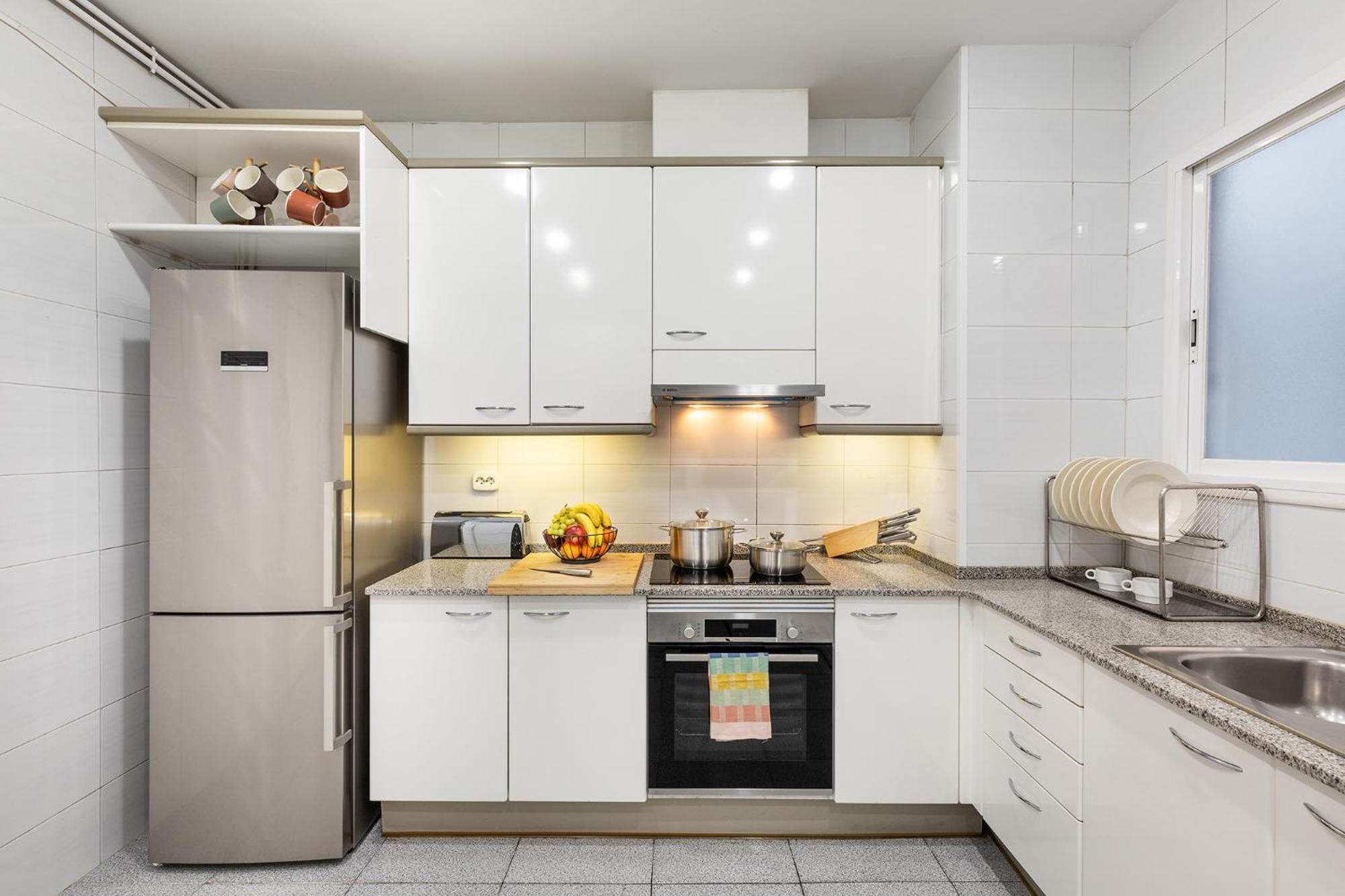 Large & Beautiful Apartment 4Min From Passeig De Gracia Барселона Екстер'єр фото