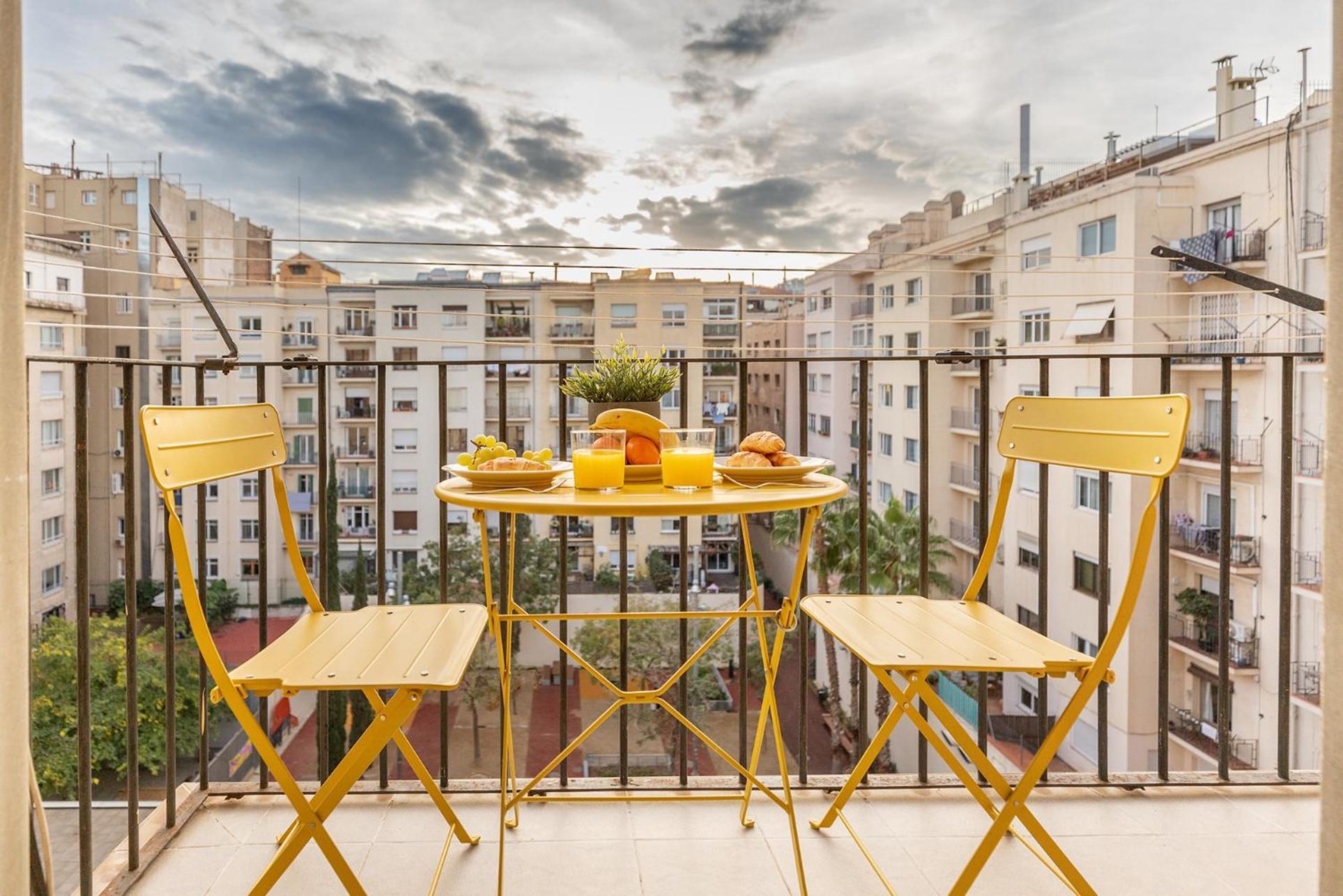 Large & Beautiful Apartment 4Min From Passeig De Gracia Барселона Екстер'єр фото