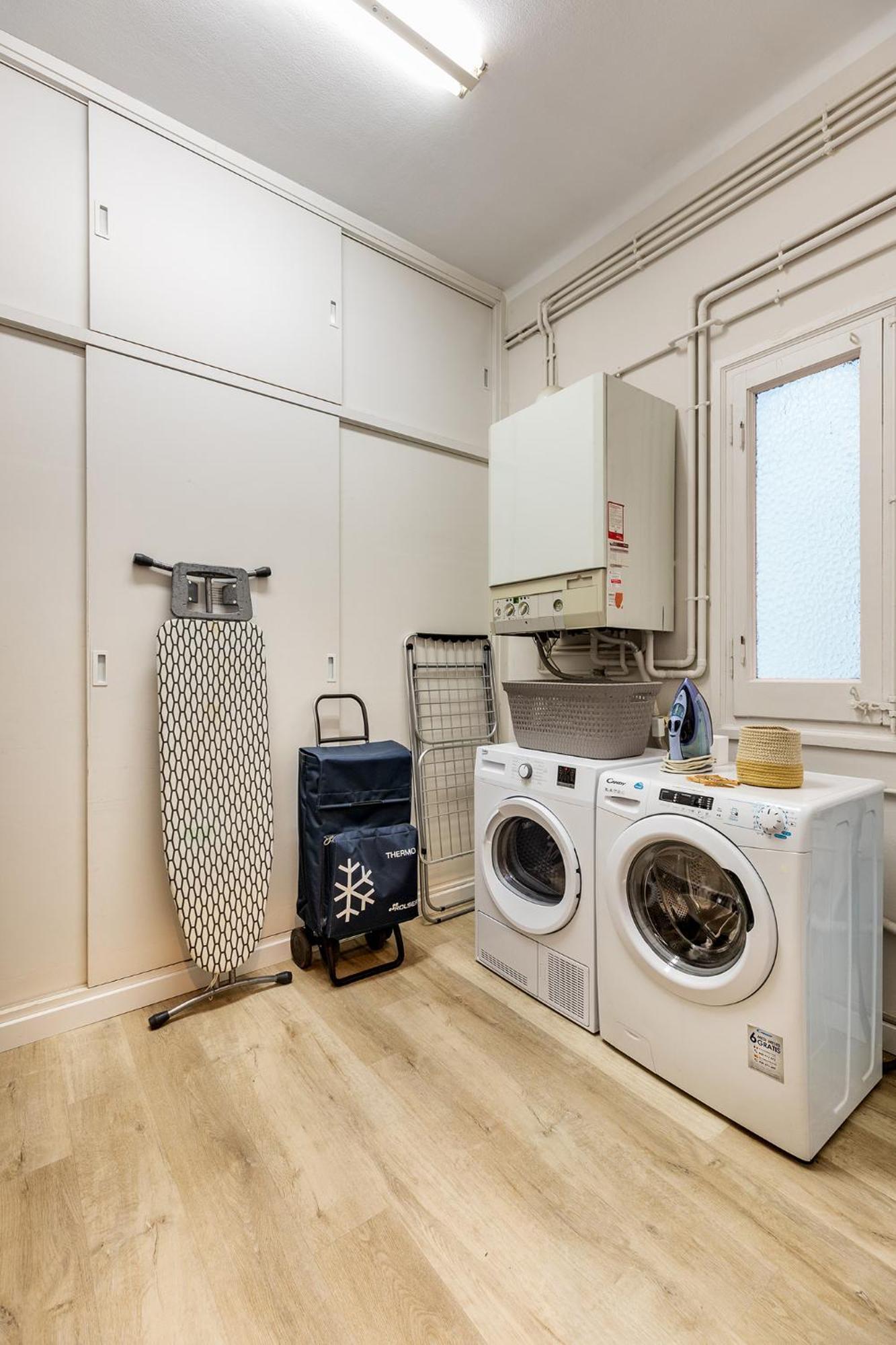 Large & Beautiful Apartment 4Min From Passeig De Gracia Барселона Екстер'єр фото